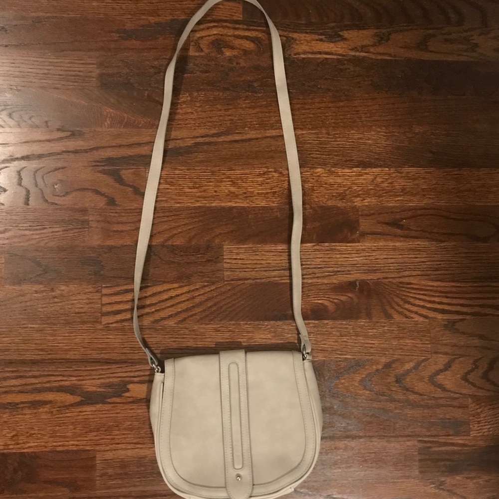 Express crossbody bag